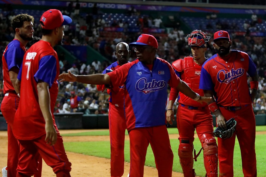 Cuba avanza invicta en el béisbol a la súper ronda