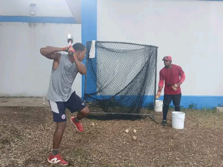 Cocodrilos complementan primer mes de entrenamiento Giron