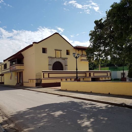 Plaza de La Luz: Corazón cultural e histórico de Bayamo La Demajagua