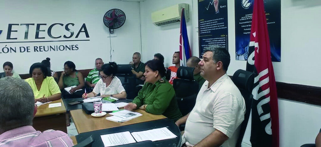 Transformaciones económicas y sociales en el centro de atención del Partido Guerrillero