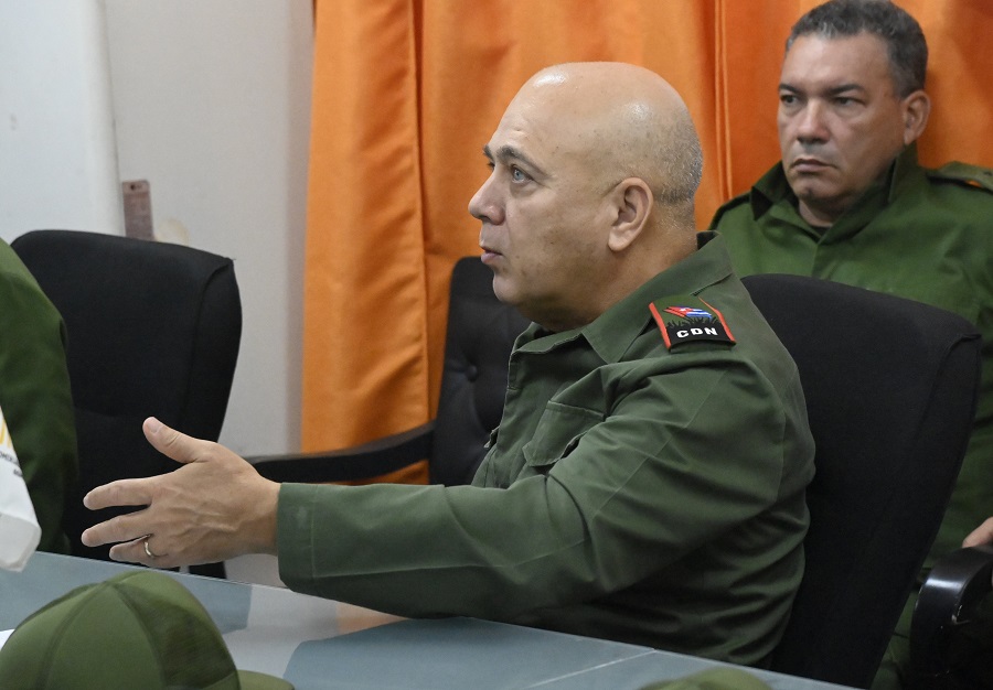 Participa Miguel Díaz-Canel en jornada por el Día Nacional de la Defensa Radio HC