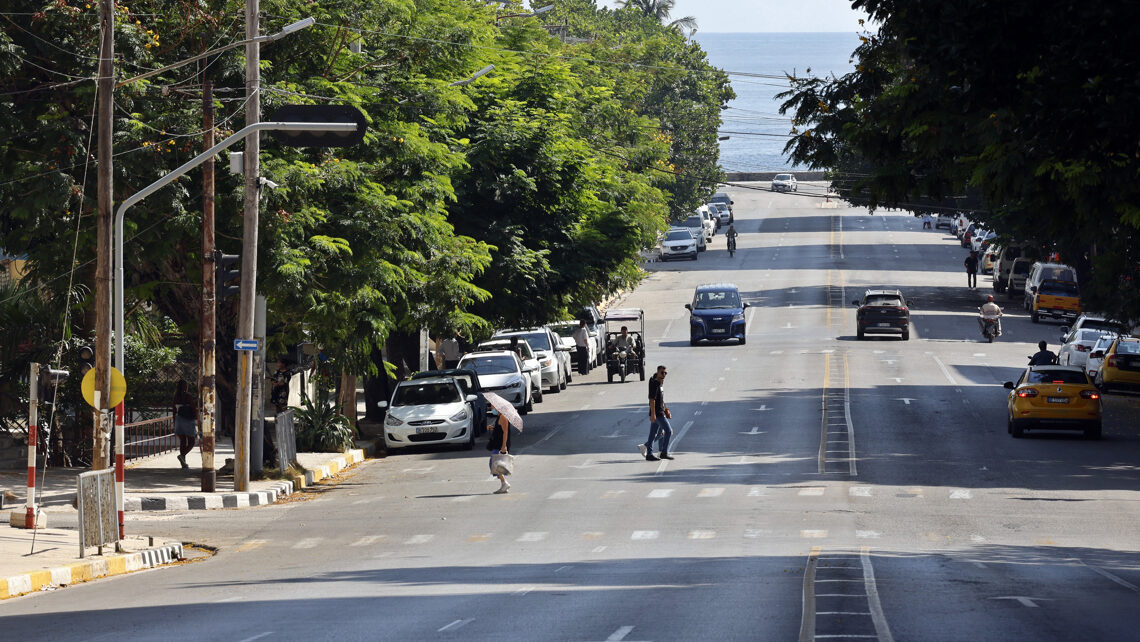 Lo que se dice en las calles de Cuba: «La situación es bastante crítica» – OnCubaNews