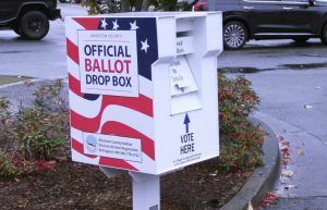 Caucus Negro del Congreso de EEUU condena fallo sobre voto por correo