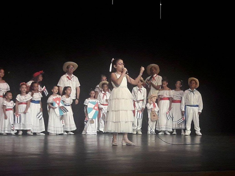 En Bayamo: una gala para soñar con Fidel Trabajadores