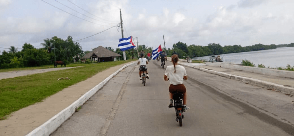 Bicicletada por la historia y el presente Radio Caribe