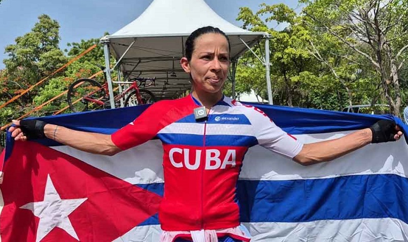 Mejías, campeona de la carrera de ruta (f) en JCC de Santo Domingo