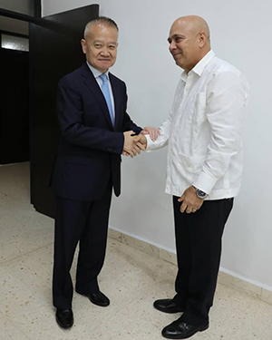Intercambia Morales Ojeda con delegación partidista china Trabajadores