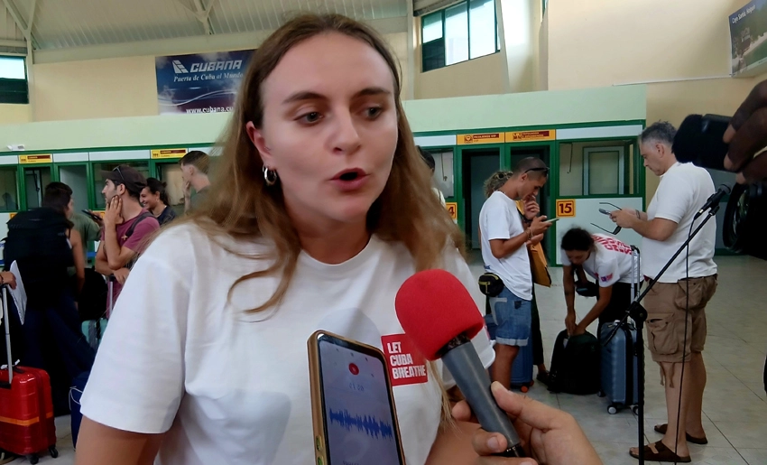 Arriban a Holguín brigadas solidarias para festejar el centenario de Fidel Castro (+ Fotos) Radio Angulo
