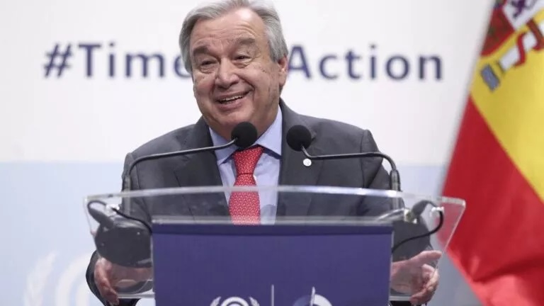 No a los ensayos nucleares : un llamado urgente por la vida