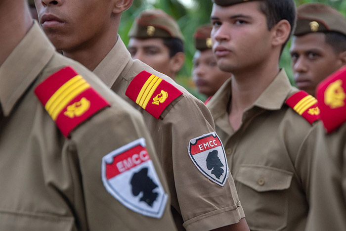 Raúl Castro felicitó a Escuelas Camilo Cienfuegos por su aniversario 60