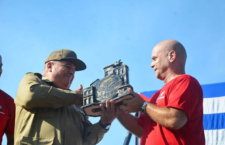 Celebra Matanzas el acto nacional por el aniversario 66 de los CDR