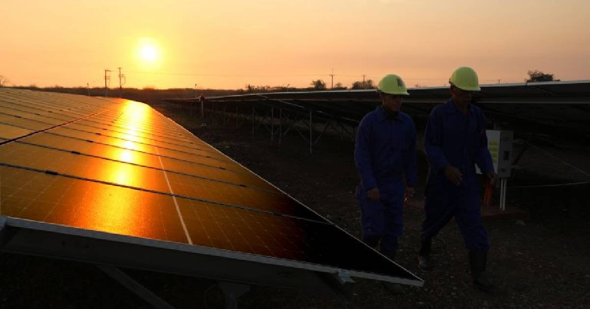 Triste consuelo: usando todo el aporte de sus parques solares Artemisa apenas baja de 22 a 18 horas de apagón diario