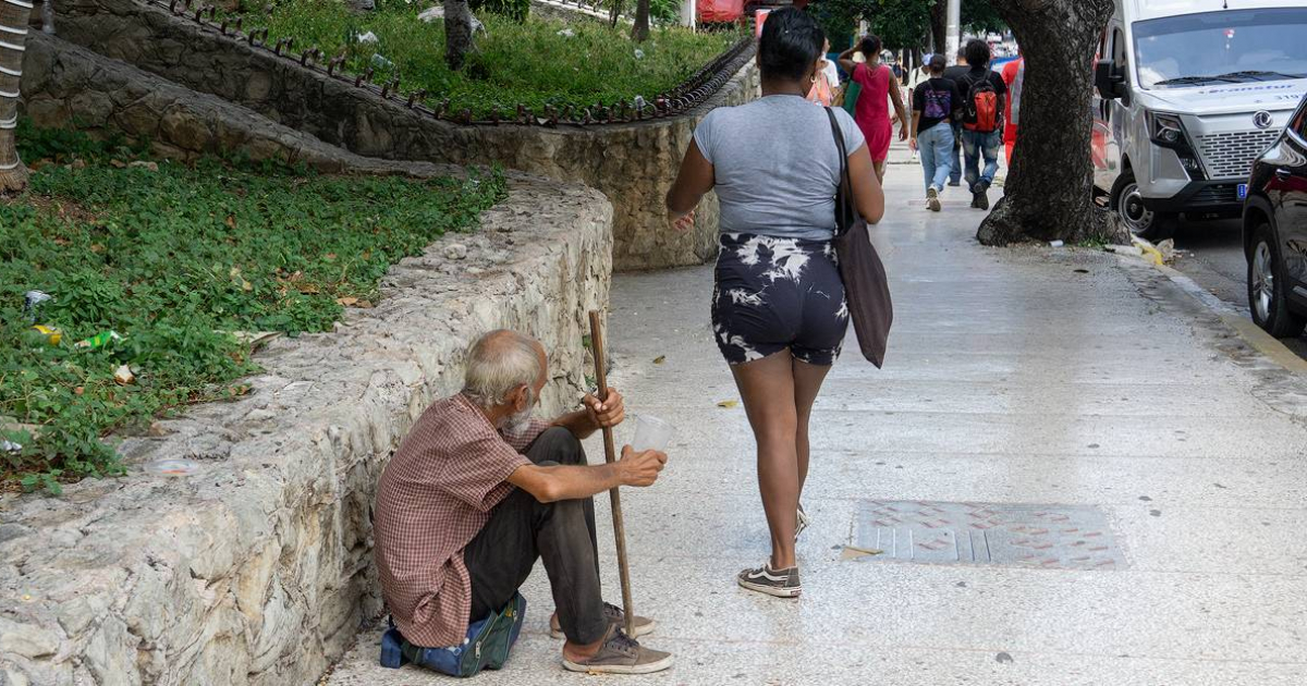 Realizador cubano: «Respeto más a los que piden comida que a los que piden resistencia»