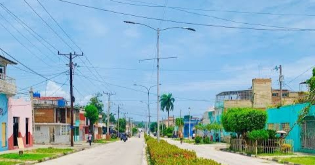 Decomisan fármacos de producción nacional y de venta controlada en Santiago de Cuba: «Todo el medicamento está en la calle»