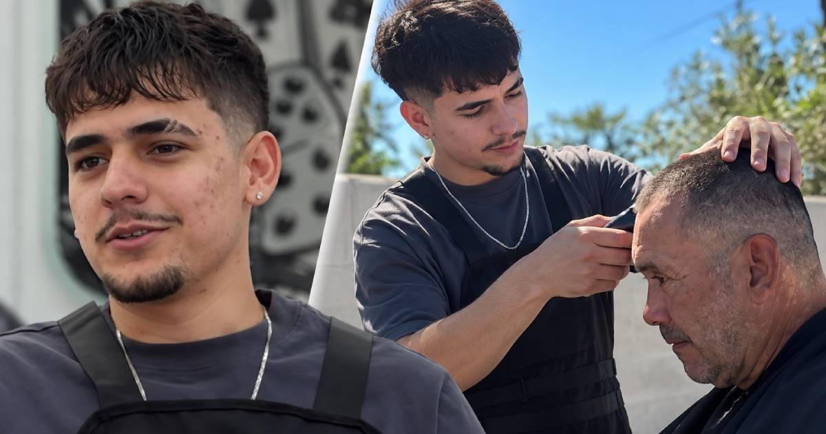Joven barbero cubano les corta gratis el pelo a personas sin hogar en EE.UU.: «Me gusta cuando ellos sonríen»