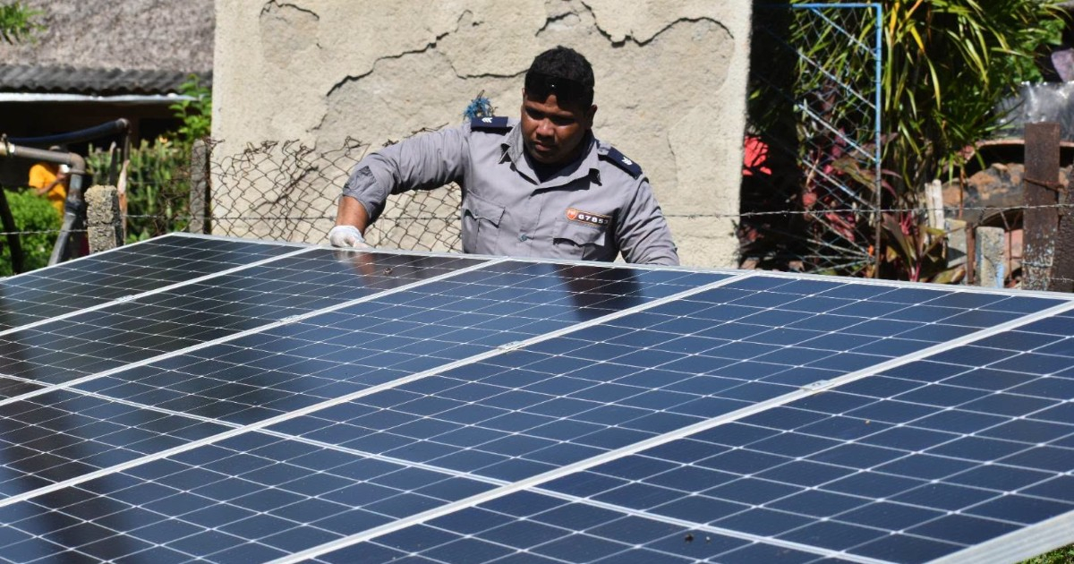 El método «invisible» que usarán contra los robos de paneles solares en Las Tunas