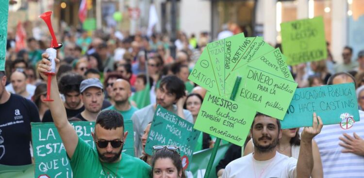 Sindicatos denuncian servicios mínimos “abusivos” en la huelga educativa