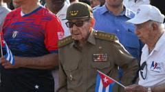 «Cuando Raúl Castro muera, habrá posibilidades de cambio en Cuba, porque desaparecerá una figura extraordinaria, por vieja y debilitada que esté» Bbc