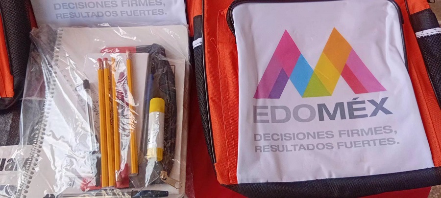 Entregan los CDR donativo a escuela primaria de La Habana
