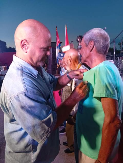 Cederistas habaneros celebran acto provincial por el aniversario 66 de la organización