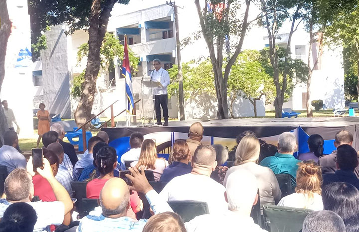 Encabeza Díaz-Canel acto nacional de inicio de curso de la Educación Superior