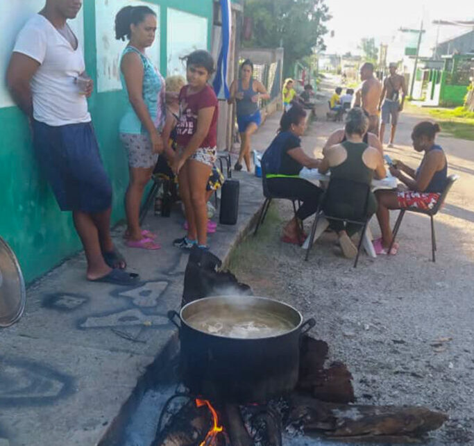 La fiesta del barrio se cocina entre todos