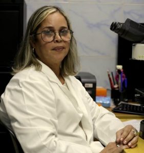 La ciencia que aprendió del hígado de los fallecidos por covid-19