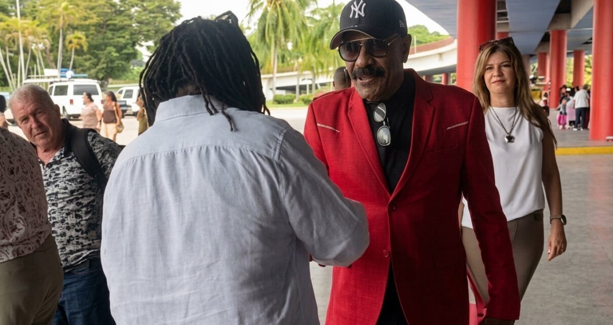 Pedrito Calvo vuelve a Cuba tras ser hospitalizado de emergencia en Panamá – periodicocubano.com