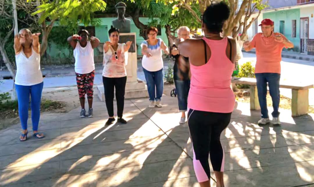 Conmemoran en Camagüey Día Mundial del Corazón y del Adulto Mayor (+ Fotos)