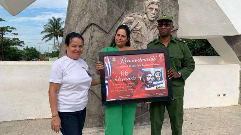 CDR: 66 años desde el barrio, junto a Fidel