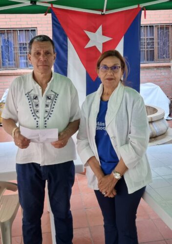 Celebran en Bolivia aniversario 66 de los CDR