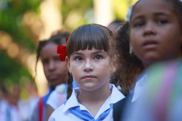 Comenzó el curso escolar en Cuba – Cubainformación