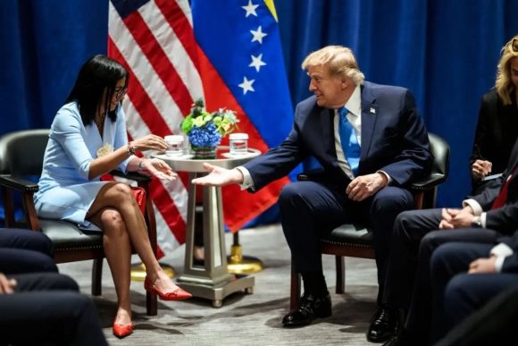 Delcy Rodríguez califica de histórica su reunión con Trump
