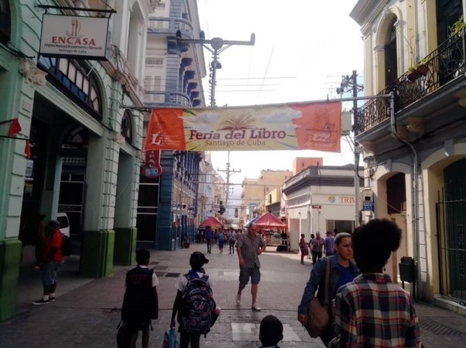Santiago de Cuba en plena Feria del Libro