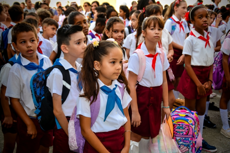 Holguín: Inició el curso escolar en más de mil 300 instituciones educativas