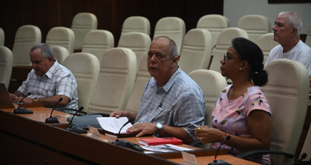 Cuba: Evalúan medidas para asegurar abasto de agua ante bloqueo