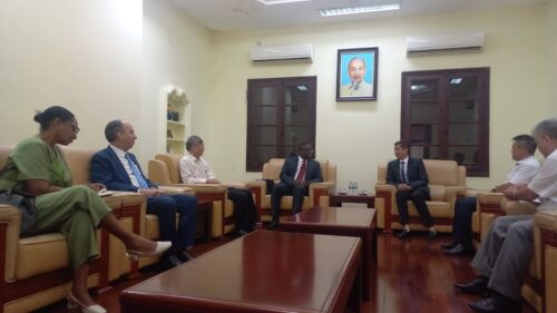 Vietnam y Cuba evalúan potencialidades para elevar lazos deportivos