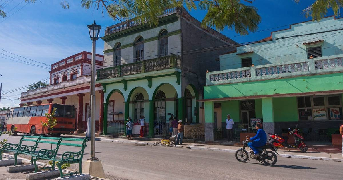 Puerto Esperanza, el pueblo pesquero de Pinar del Río donde solo hay dos horas de luz y salir al mar cuesta 11.000 pesos al día
