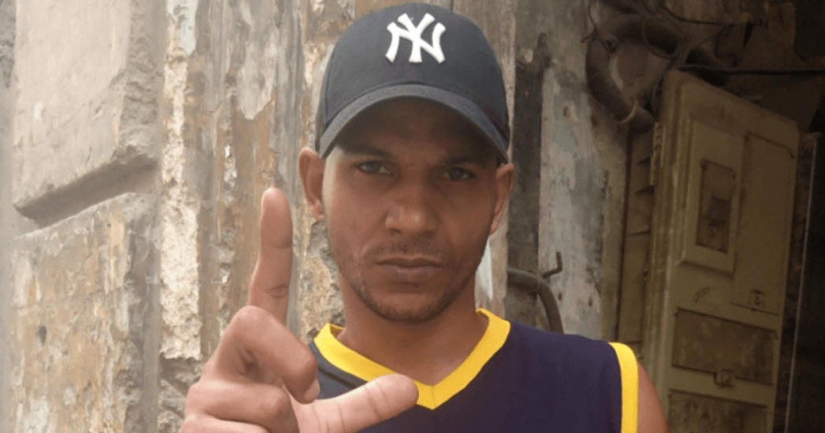 Denuncian trato violento contra Maykel Osorbo en la prisión de Guanajay