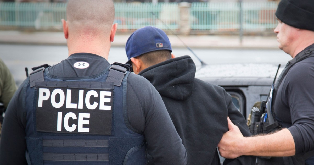 ICE arrestó el doble de niños en 2026 que el año pasado y Florida está entre los estados donde más se disparan las detenciones