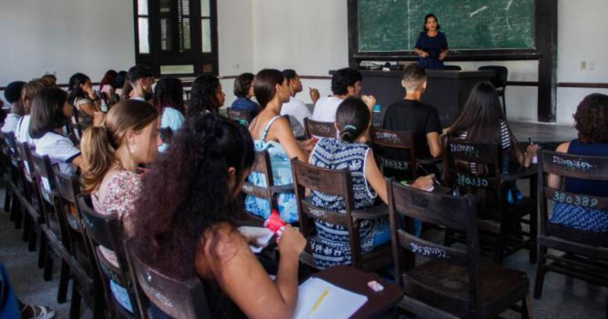 Cuba aprueba programa de capacitación para jóvenes que ni estudian ni trabajan: recibirán un ingreso… – CiberCuba