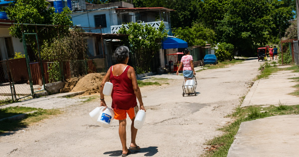 Vecinos de San Juan y Martínez y Songo-La Maya denuncian meses sin agua
