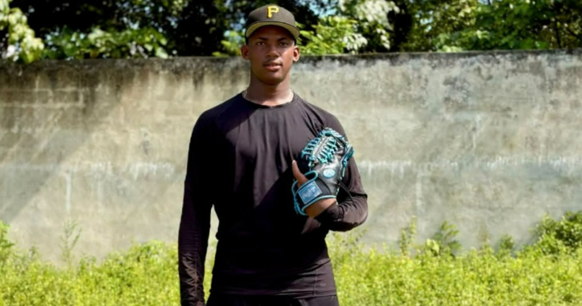 El prospecto del béisbol cubano Alayn Daniel Blanco abandona la isla – CiberCuba
