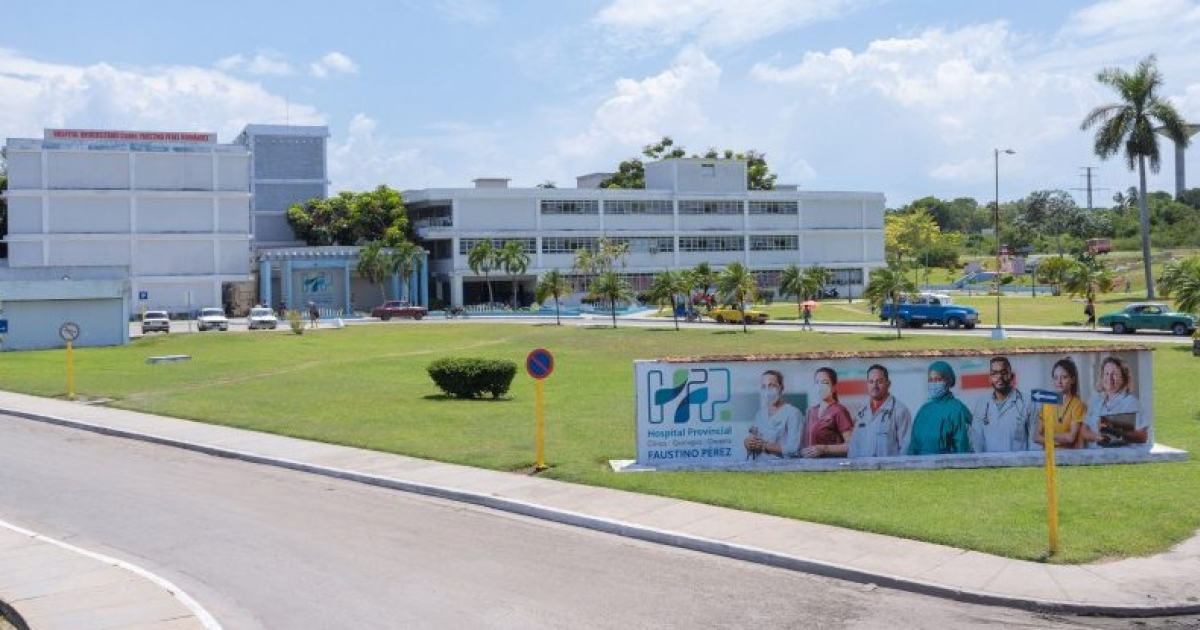 Enfermera cubana con más de 20 años de trabajo cuenta por qué cambió el hospital por un restaurante