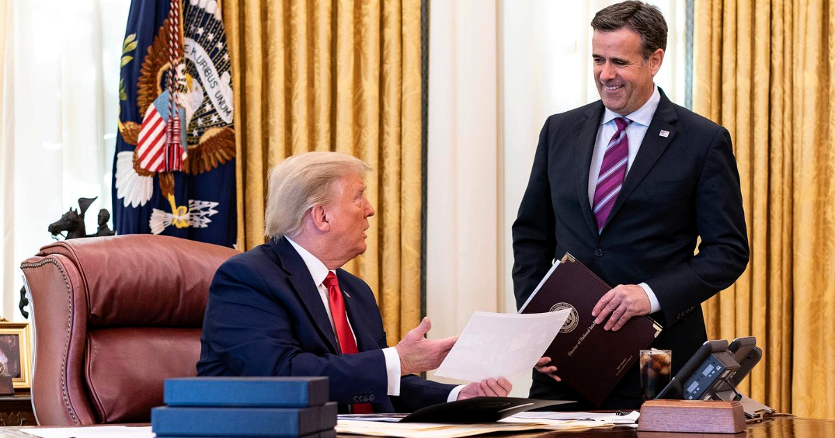 CIA intensifica operaciones contra Rusia bajo Ratcliffe mientras Trump exige a Zelenski detener los ataques