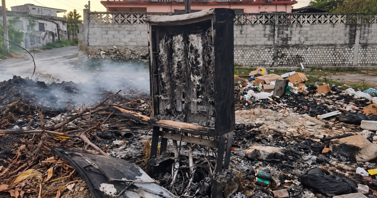 ETECSA pide no quemar la basura junto a sus redes, sin reclamar que la recojan