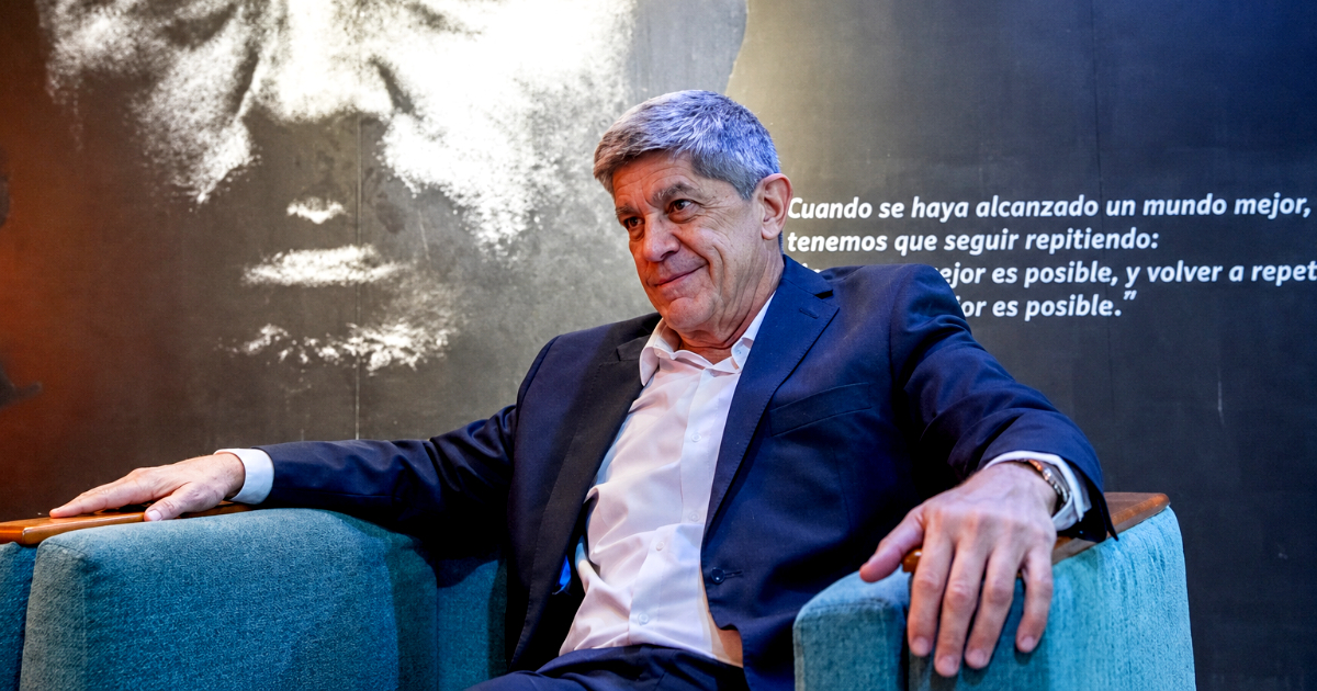 Fernández de Cossío niega la injerencia cubana en otros países: Los hechos que contradicen su discurso
