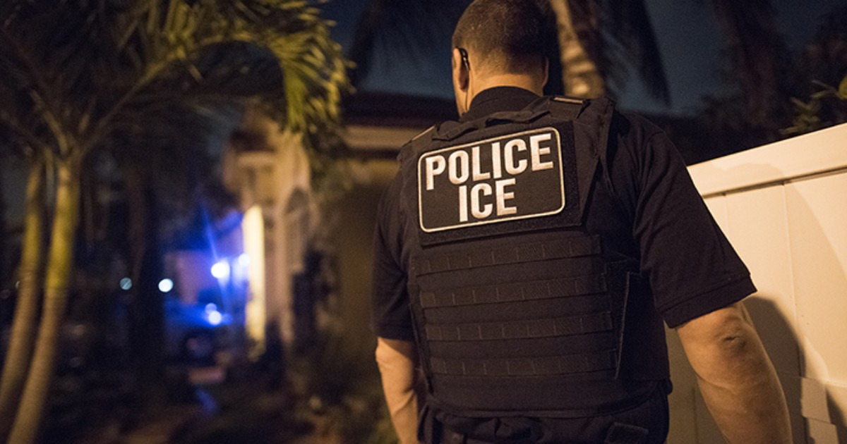Más de 29,000 policías locales ya colaboran con ICE: Florida y Texas concentran la mitad de los arrestos del programa 287(g)