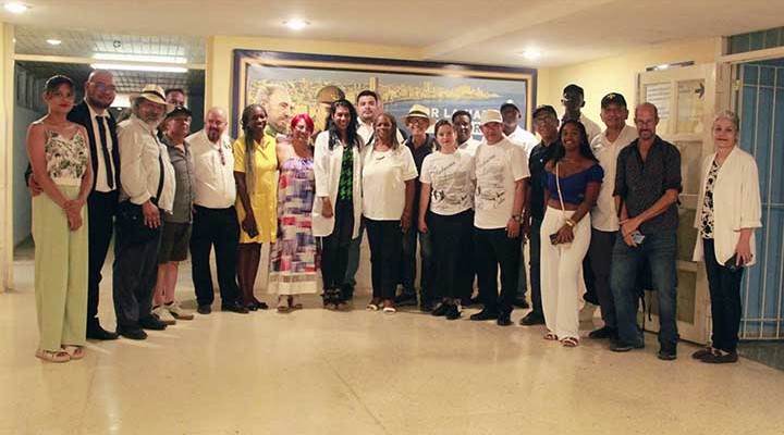 Masones de Cuba y México entregan donativo a Hospital Pediátrico Juan Manuel Márquez