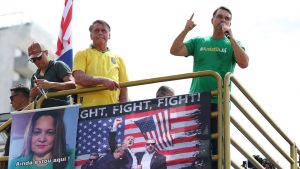 El guiño antiterrorista de Flávio Bolsonaro a EE.UU.